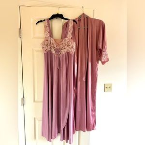 Elegant Purple Velvet Nightgown and Robe Set